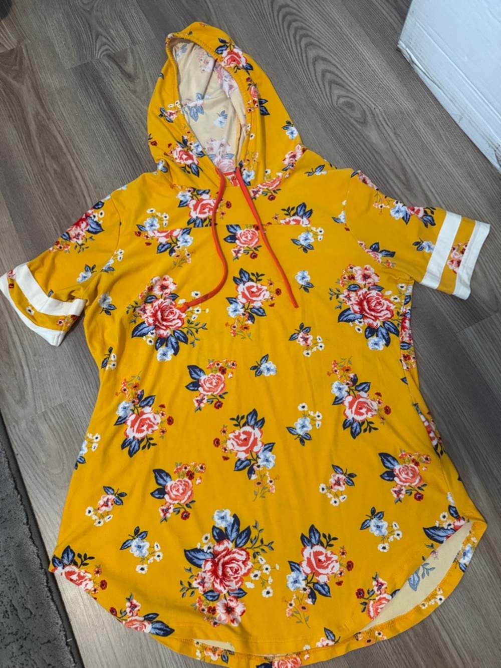 Floral Hooded Short Sleeve Top